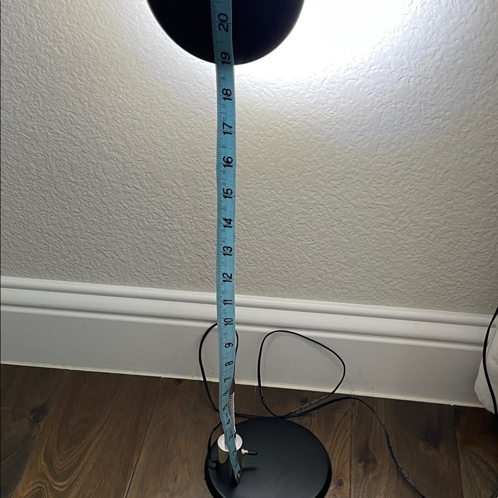 Sleek Black Adjustable Desk Lamp - Picture 3 of 9